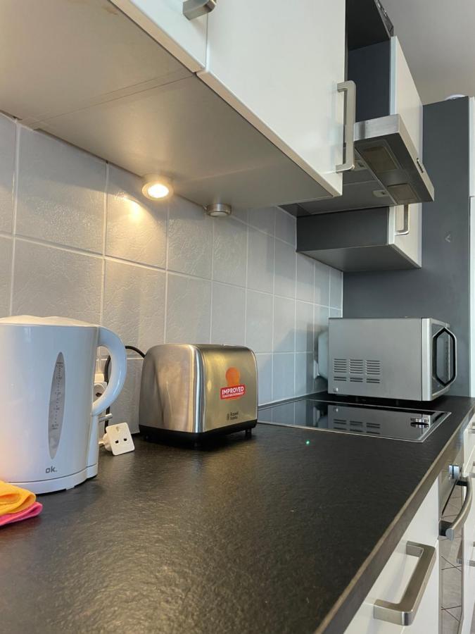 Large Room In Schuttrange Free Parking 10Mins To Airport Excellent Customer Services المظهر الخارجي الصورة